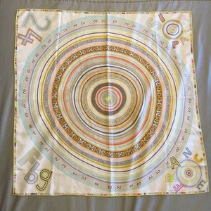 Hermès Scarf